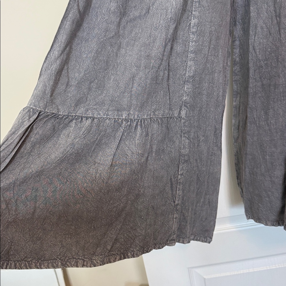 Cute Options BOHO Tiered Ruffle Pants Gray Medium / Large - Picture 4 of 13